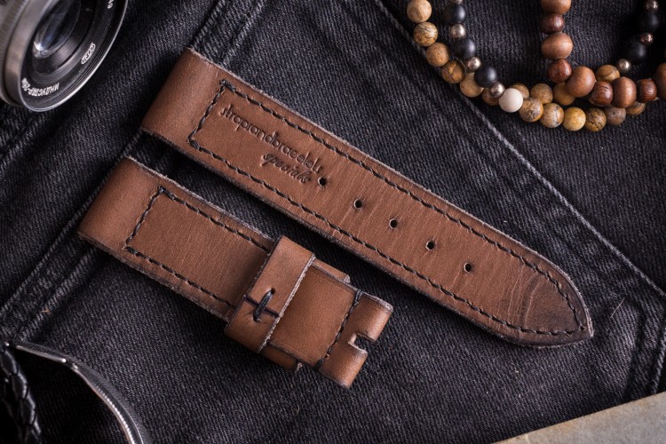 MV003 Antiqued Handmade Vintage Brown Leather Strap With